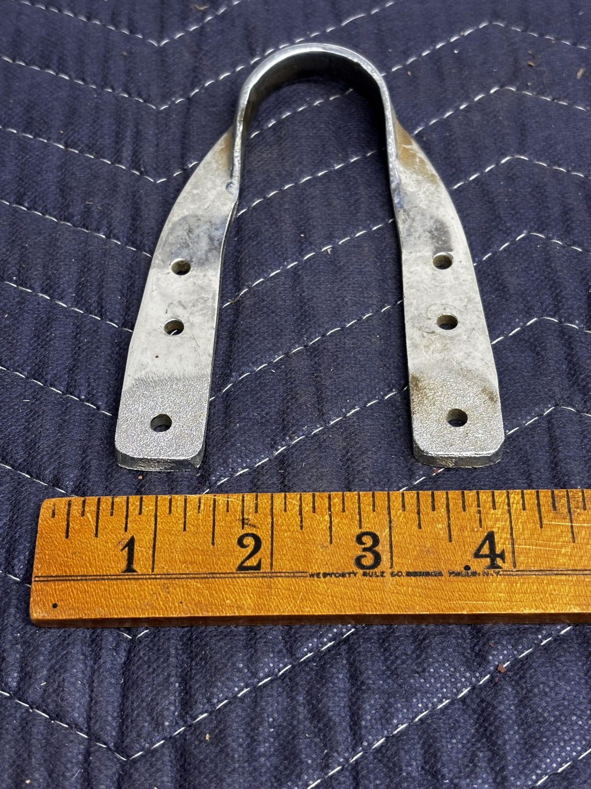 Century Steering Wheel Column Support C-577 photo 1