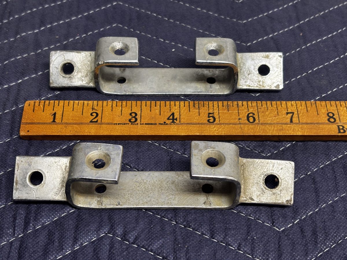 Pair of Large Brackets Chris Craft ? photo 1