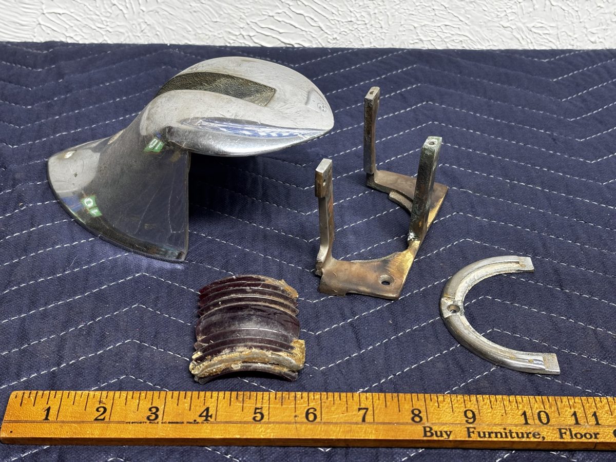 Century Coronado Bow Light 1957-1958 C 713 photo 1