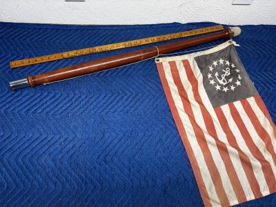 36" Stern Pole Light w Flag