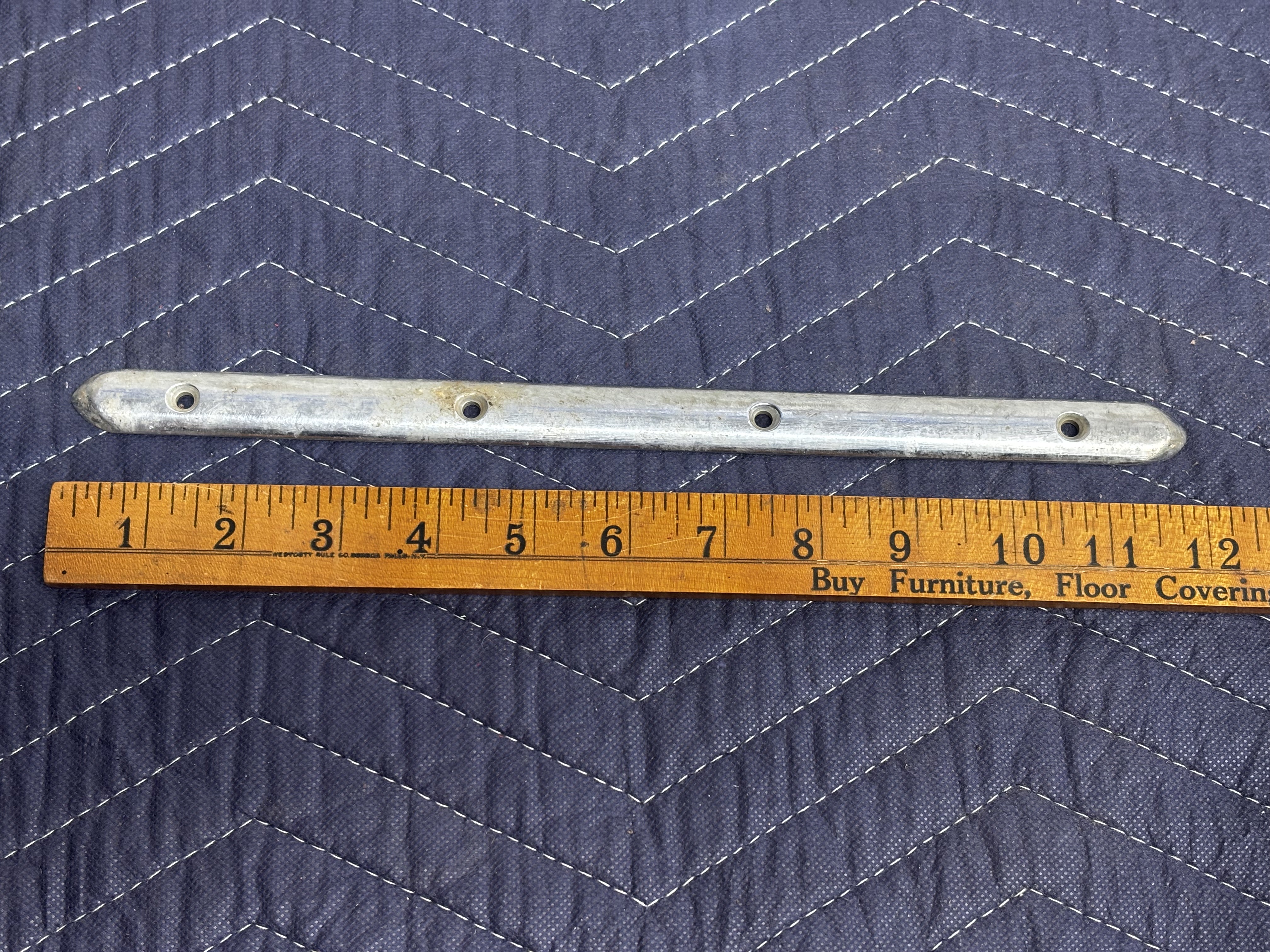 Unknown Application - (1) 3/4" X 12" Rub Rail Piece photo 1