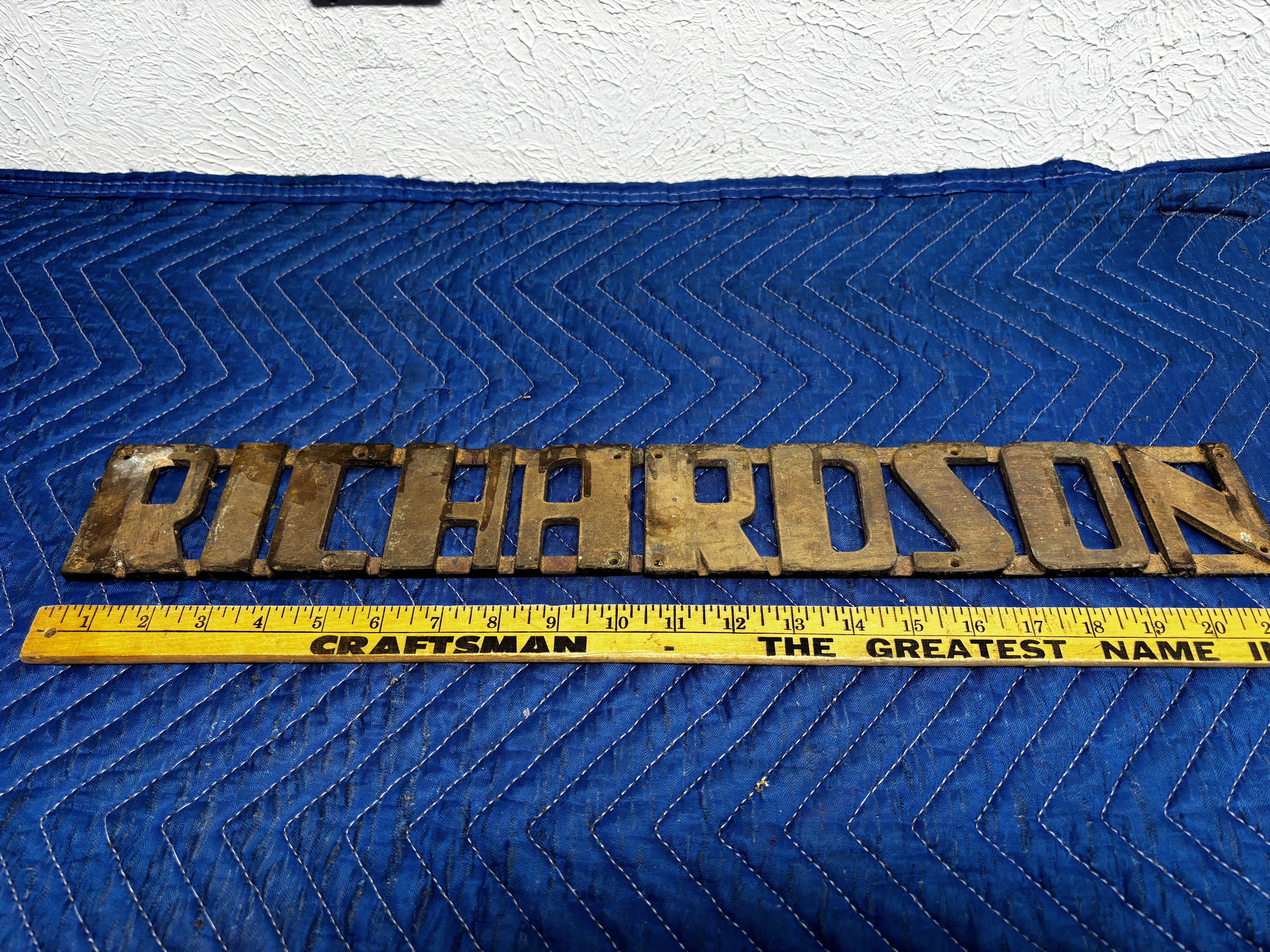 Richardson Vintage boat badge (heavy brass) photo 4