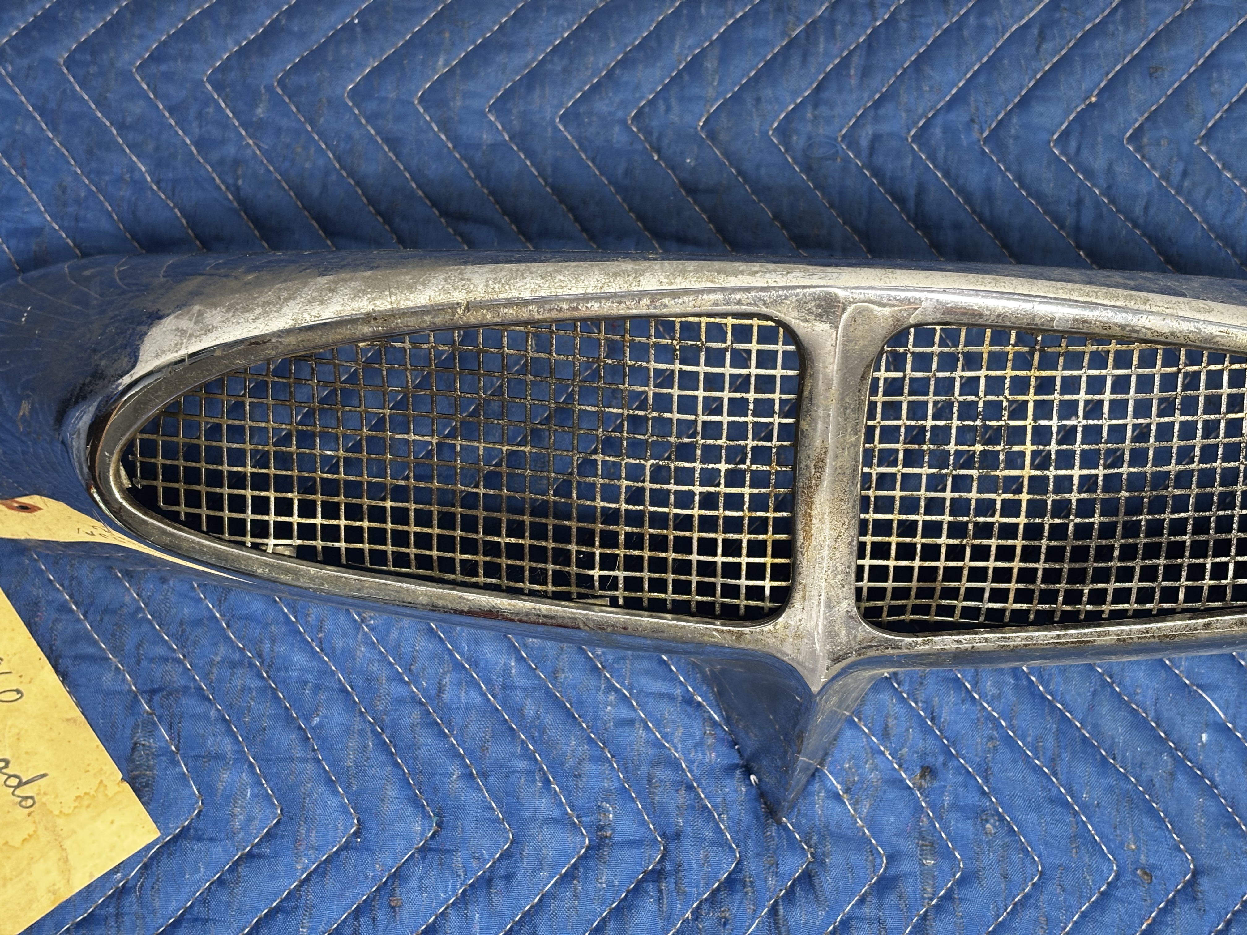 1959 - 1960 Coronodo Bow Trim with Screen photo 3