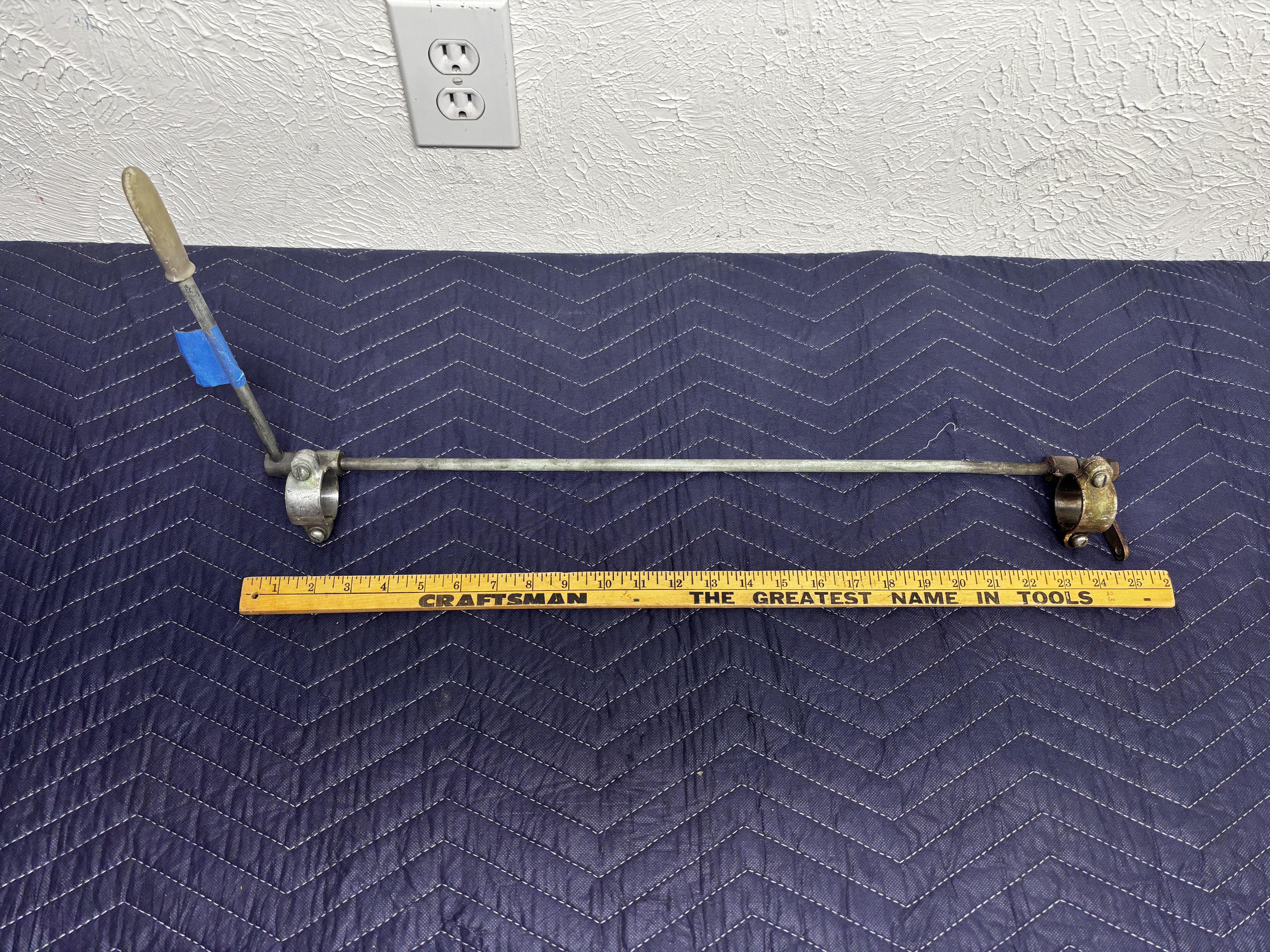 Steering Column Throttle Control (1961 Resorter) photo 1